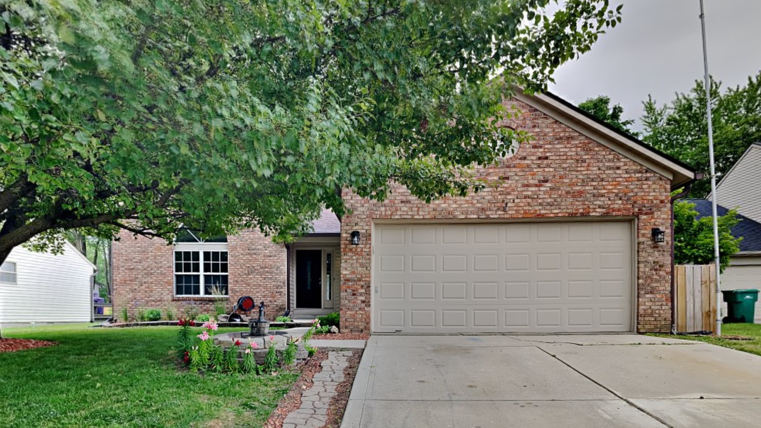 8923 Emperors Court Indianapolis IN 46234