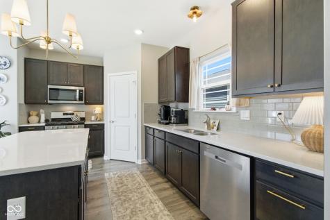 2750 Plano Drive Whitestown IN 46075