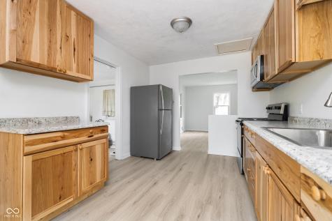 501 Manhattan Avenue Indianapolis IN 46241