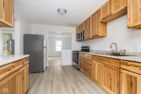 501 Manhattan Avenue Indianapolis IN 46241