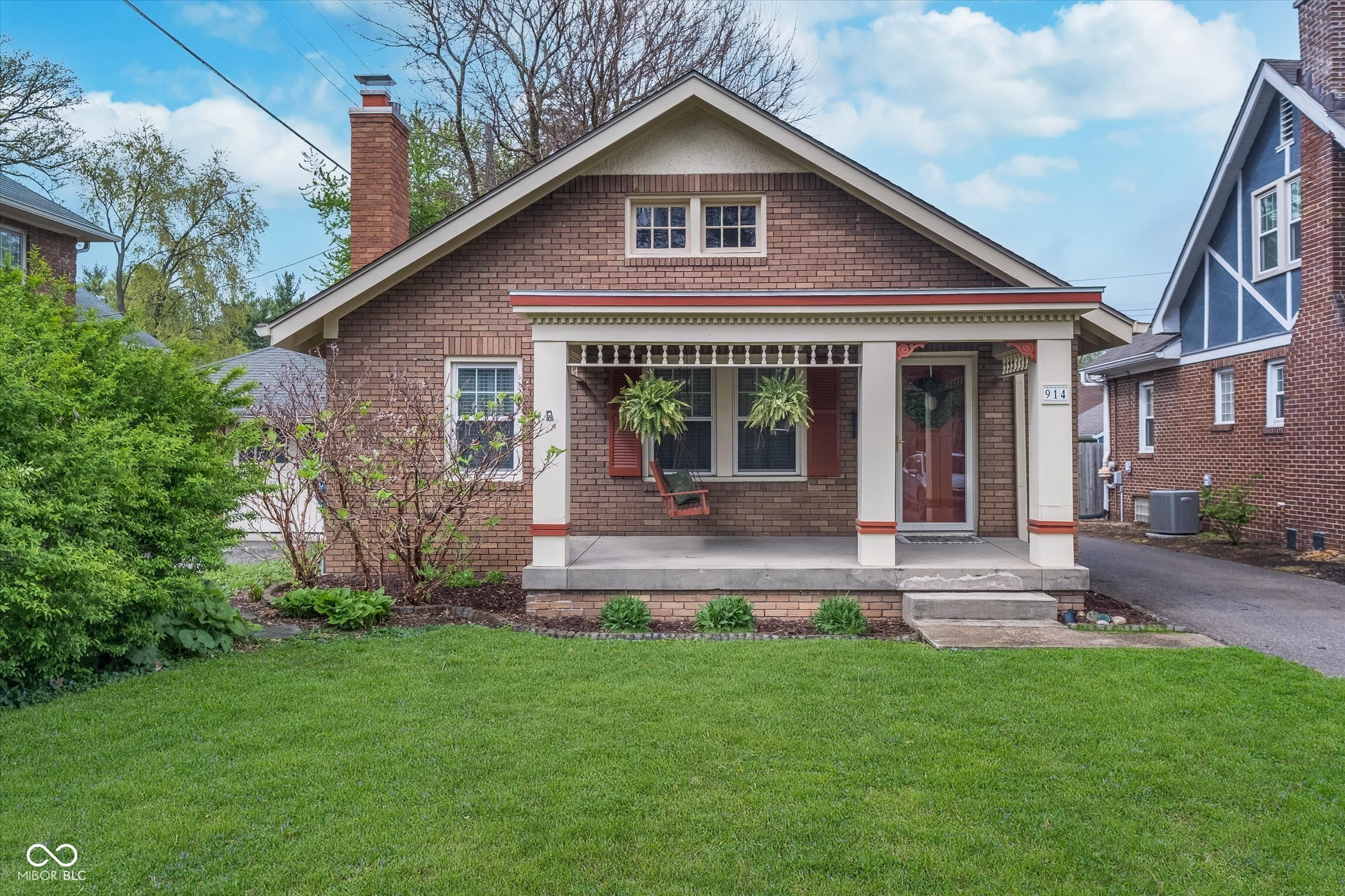 914 Kessler Boulevard E Drive Indianapolis IN 46220