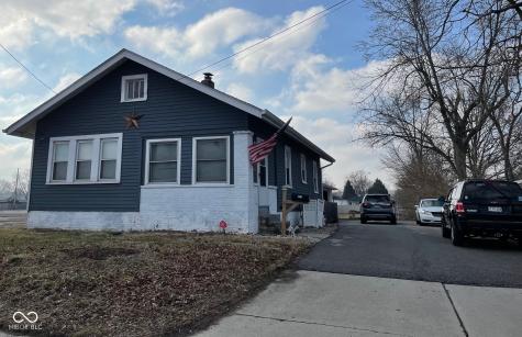 1913 Albany Street Beech Grove IN 46107