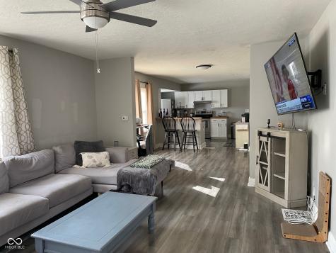 1913 Albany Street Beech Grove IN 46107