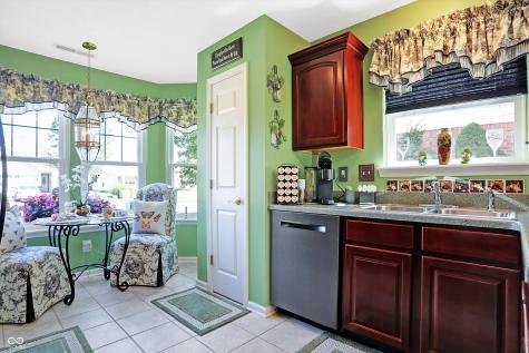 1325 Estuary Drive Indianapolis IN 46217