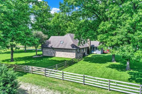 10910 W Us Highway 40 Charlottesville IN 46117