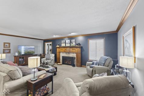 10910 W Us Highway 40 Charlottesville IN 46117