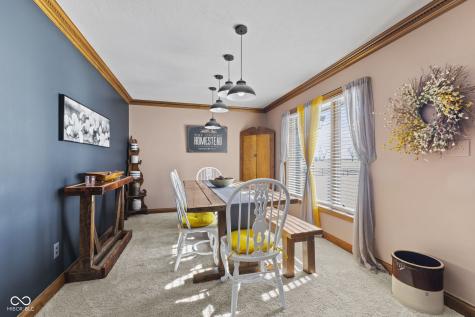 10910 W Us Highway 40 Charlottesville IN 46117