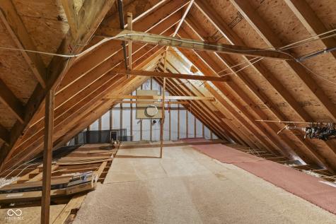 10910 W Us Highway 40 Charlottesville IN 46117