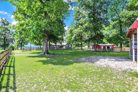 10910 W Us Highway 40 Charlottesville IN 46117