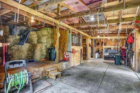 10910 W Us Highway 40 Charlottesville IN 46117