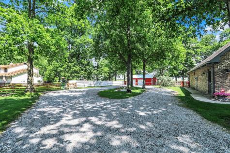 10910 W Us Highway 40 Charlottesville IN 46117