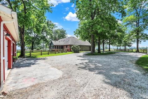 10910 W Us Highway 40 Charlottesville IN 46117