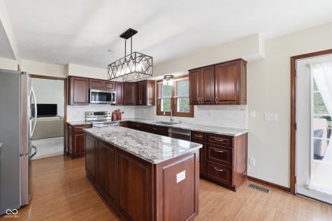 1003 Saratoga Circle Carmel IN 46280