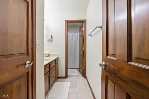 1003 Saratoga Circle Carmel IN 46280
