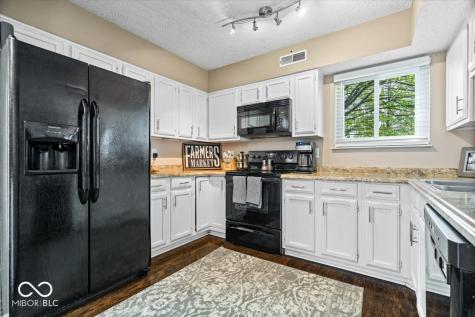 7345 Monon Circle Indianapolis IN 46256