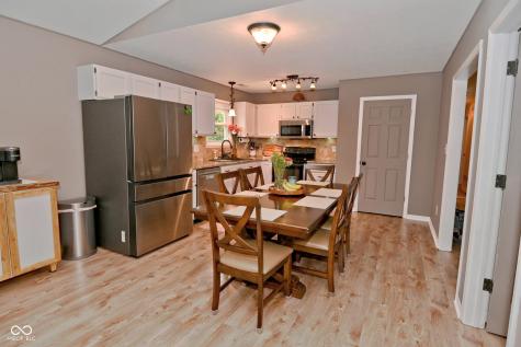 5816 Spring Oaks Way Indianapolis IN 46237