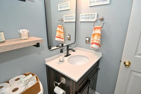 5816 Spring Oaks Way Indianapolis IN 46237