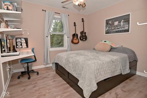 5816 Spring Oaks Way Indianapolis IN 46237