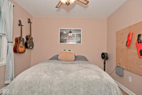 5816 Spring Oaks Way Indianapolis IN 46237