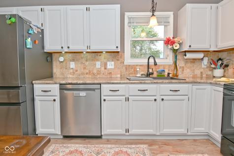 5816 Spring Oaks Way Indianapolis IN 46237
