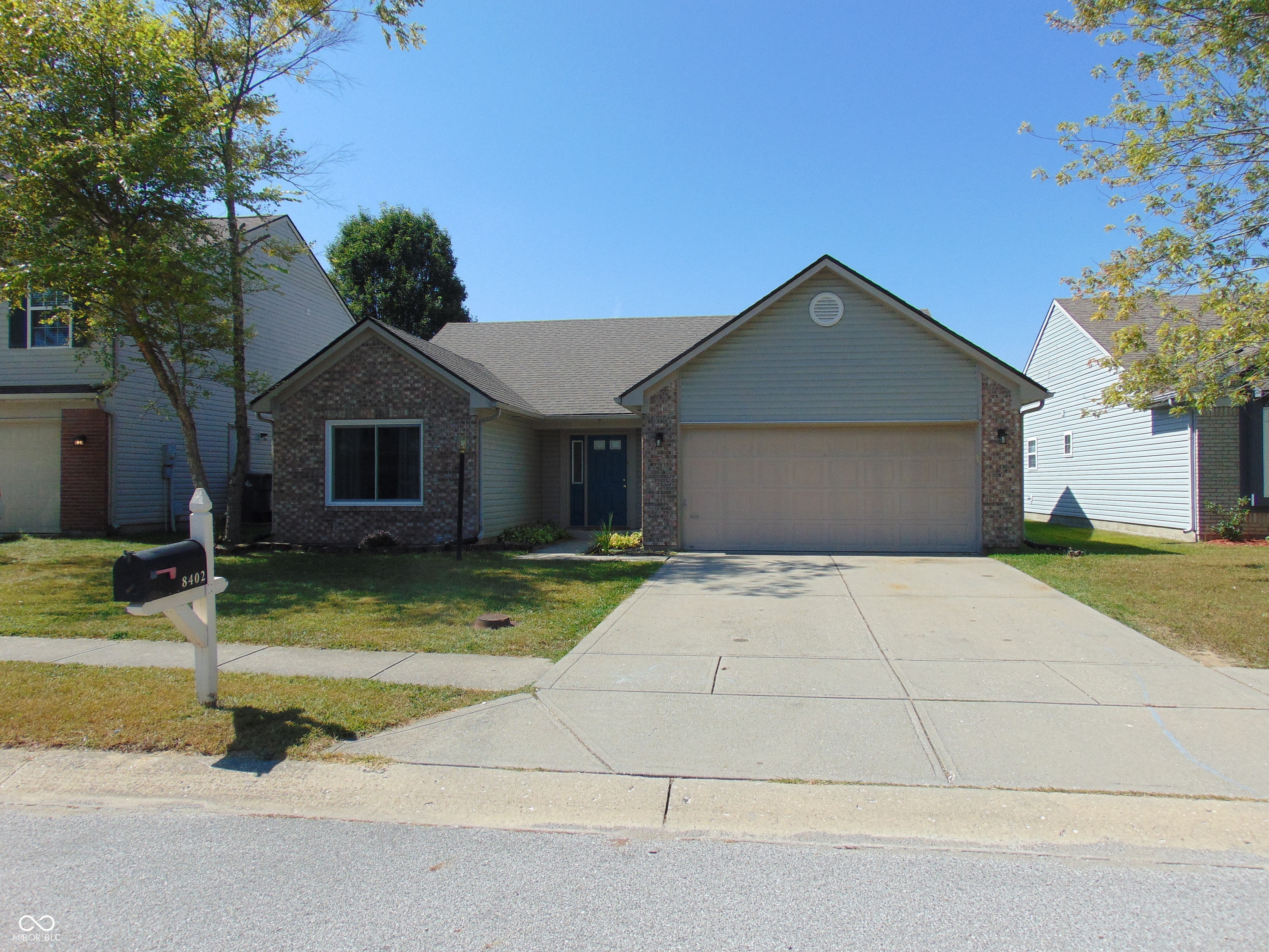 8402 Crosser Drive Indianapolis IN 46237
