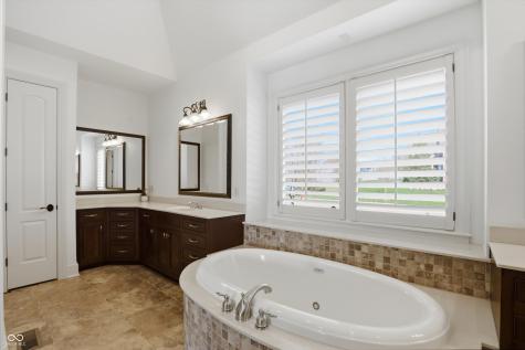 16270 Chancellors Ridge Way Westfield IN 46062