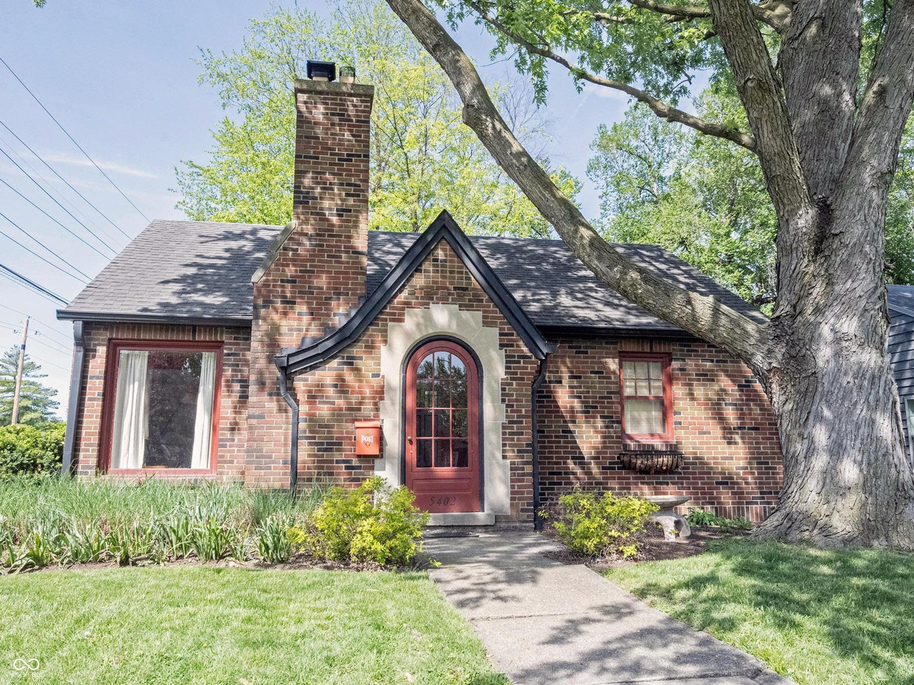 5402 Rosslyn Avenue Indianapolis IN 46220