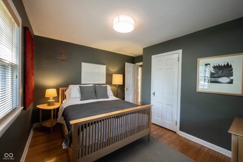 5402 Rosslyn Avenue Indianapolis IN 46220