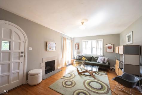 5402 Rosslyn Avenue Indianapolis IN 46220