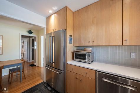5402 Rosslyn Avenue Indianapolis IN 46220