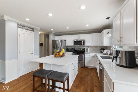 5851 Grand Avenue Plainfield IN 46168