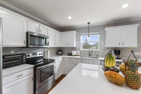 5851 Grand Avenue Plainfield IN 46168