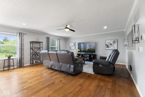 5851 Grand Avenue Plainfield IN 46168