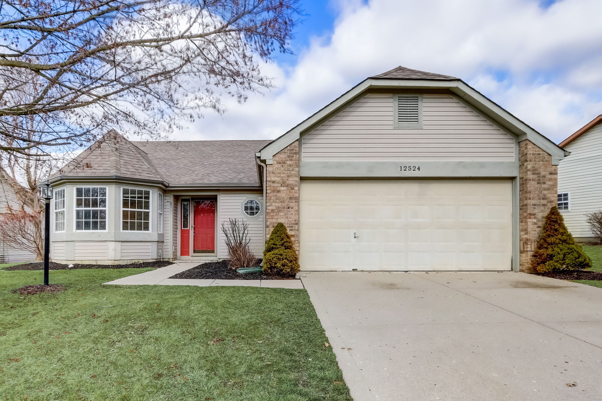 12524 Winding Creek Lane Indianapolis IN 46236