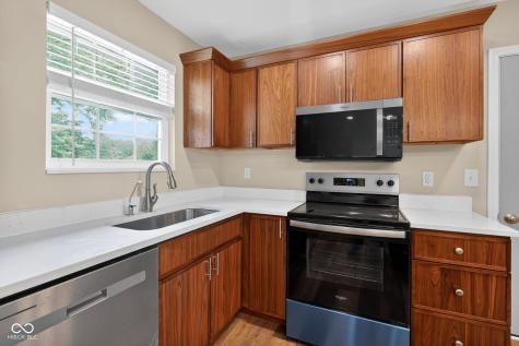 2516 Colony Court Indianapolis IN 46280