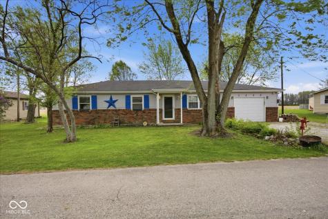 1225 E Hazelwood Street S Shelbyville IN 46176