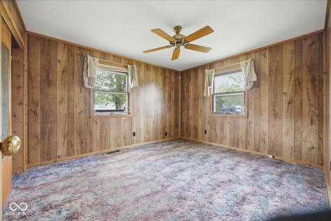 1225 E Hazelwood Street S Shelbyville IN 46176
