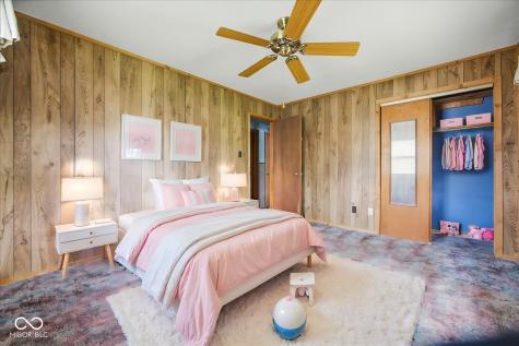 1225 E Hazelwood Street S Shelbyville IN 46176