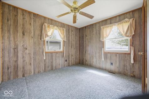 1225 E Hazelwood Street S Shelbyville IN 46176