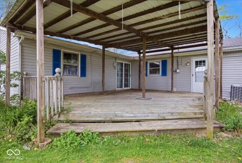 1225 E Hazelwood Street S Shelbyville IN 46176