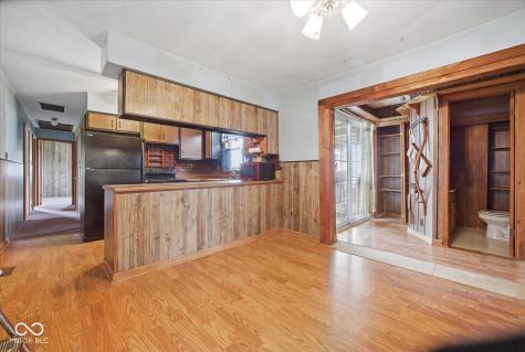 1225 E Hazelwood Street S Shelbyville IN 46176
