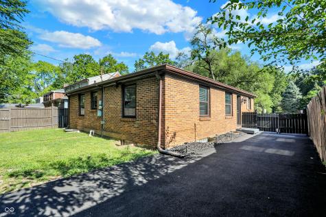 2249 Kessler Boulevard E Drive Indianapolis IN 46220