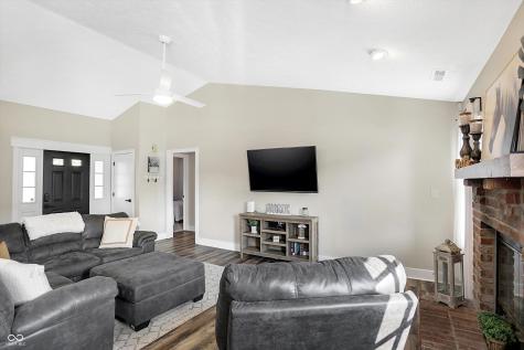 7445 Cobblestone East Drive Indianapolis IN 46236