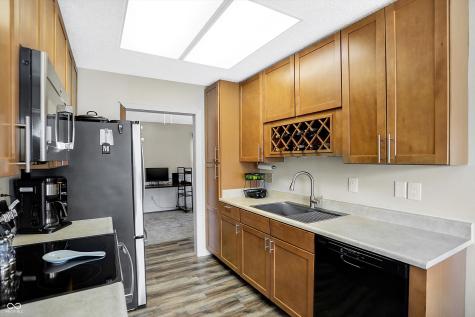 7445 Cobblestone East Drive Indianapolis IN 46236