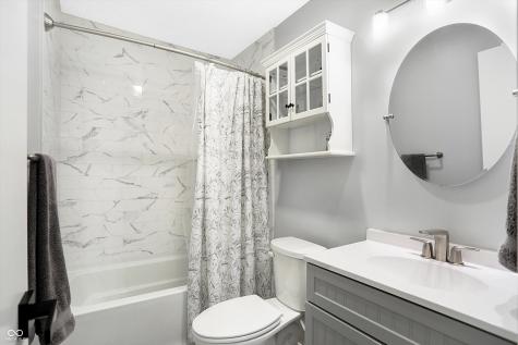 7445 Cobblestone East Drive Indianapolis IN 46236