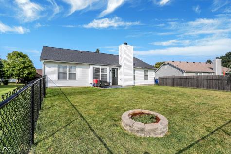 7445 Cobblestone East Drive Indianapolis IN 46236