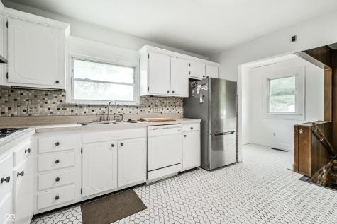 6207 E 14th Street Indianapolis IN 46219
