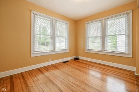 6207 E 14th Street Indianapolis IN 46219