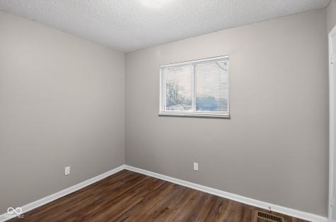 4909 Hyperion Court Indianapolis IN 46203