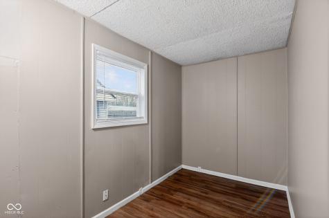 4909 Hyperion Court Indianapolis IN 46203